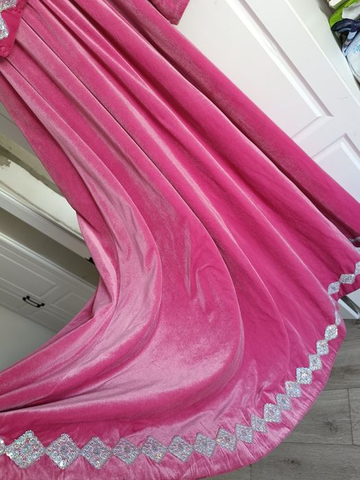 Камзол сатылады срочно