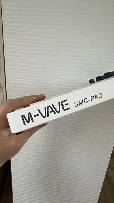 Продам новый midi контролер