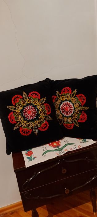 Подушка янги жуда чиройли хохлаган вактда телефон килшингиз мумкун