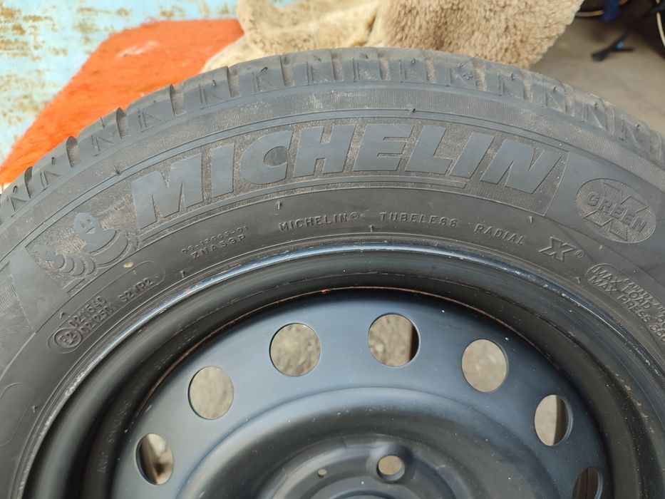 Roata auto marca Michelin