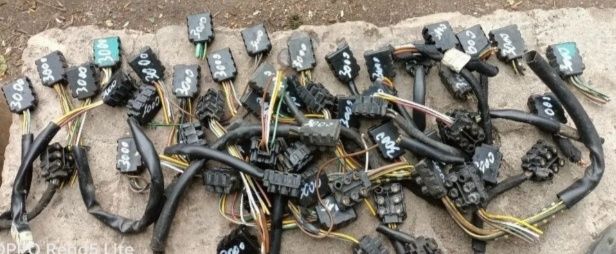 Продам капот от 124 дорест