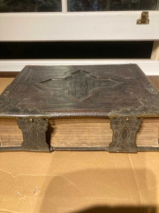 Biblia / Biblie veche Scott&Henry , piele, engleza ,1870 , 6 kg,