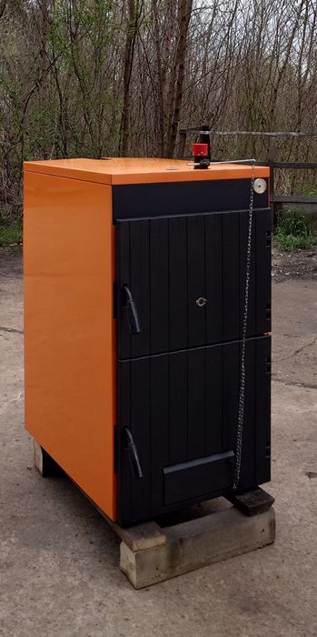 Чугунен котел на твърдо гориво Фероли/ Ferroli SFL 6, 52 kW