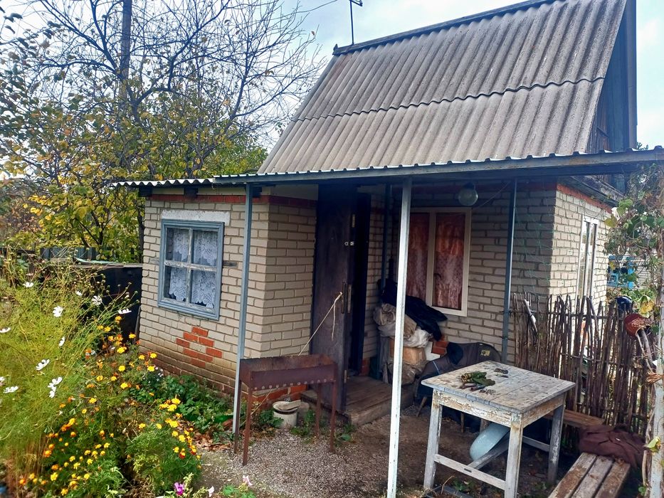 Продам дачу СО "Элеваторщик", 4 улица, 8 соток