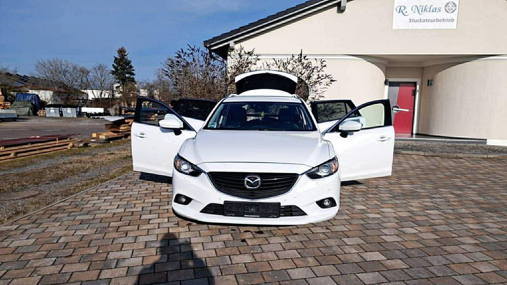 Mazda 6  2.2 sky