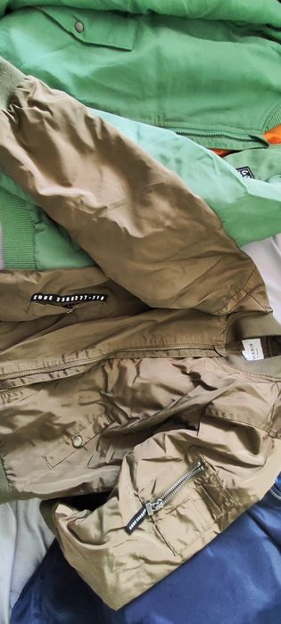 Дрехи момче 134 размер, якета ,панталон , суичъри