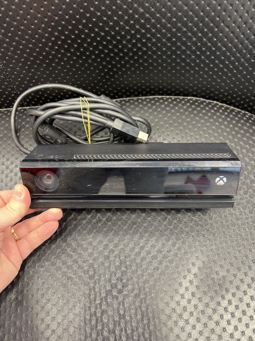 XBox One S 1TB + Kinect Camera Full accesorii Garantie