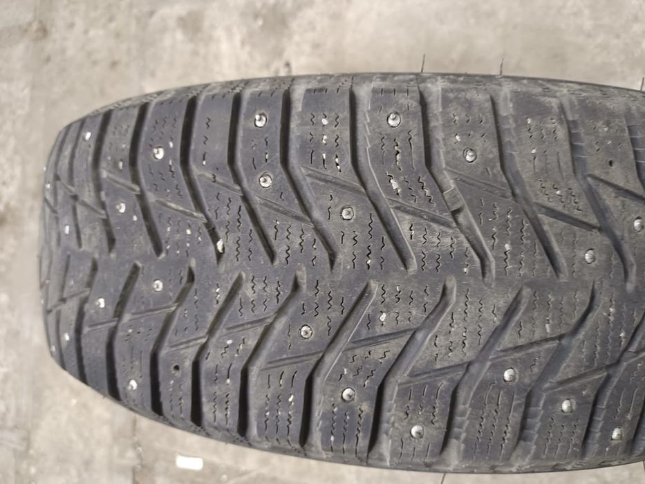 продам шины комплект