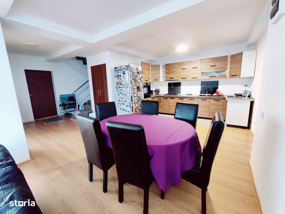 Vilă duplex spațioasă–Roșu,Chiajna-6 camere|250 mp casa|~350mp curte