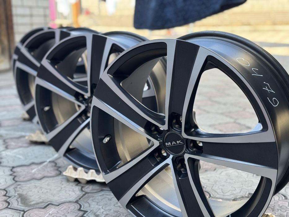 Диски на 18 новые подходят на Тойота Рав 4, Тойота Камри