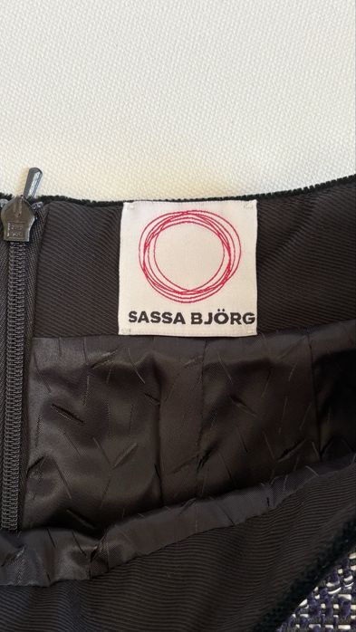 НОВА Къса пола Sassa Björg от туид, размер 34 (XS)
