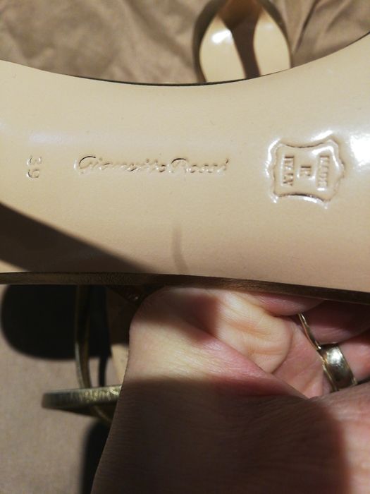 Sandale Gianvito Rossi marimea 39