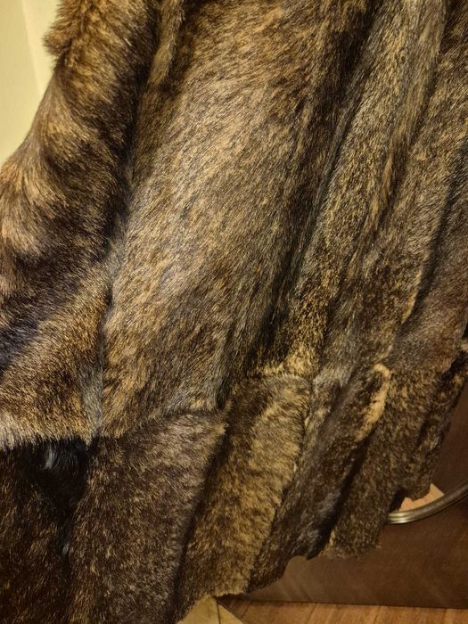 Haina lunga de blana naturala maro