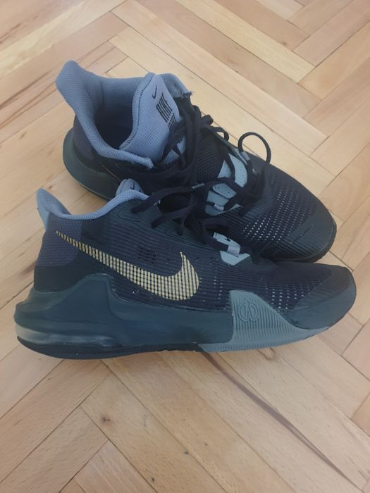 Маратонки Nike 42,5