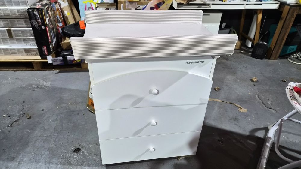 Comodă înfășat + cadă bebe Foppapedretti – nouă