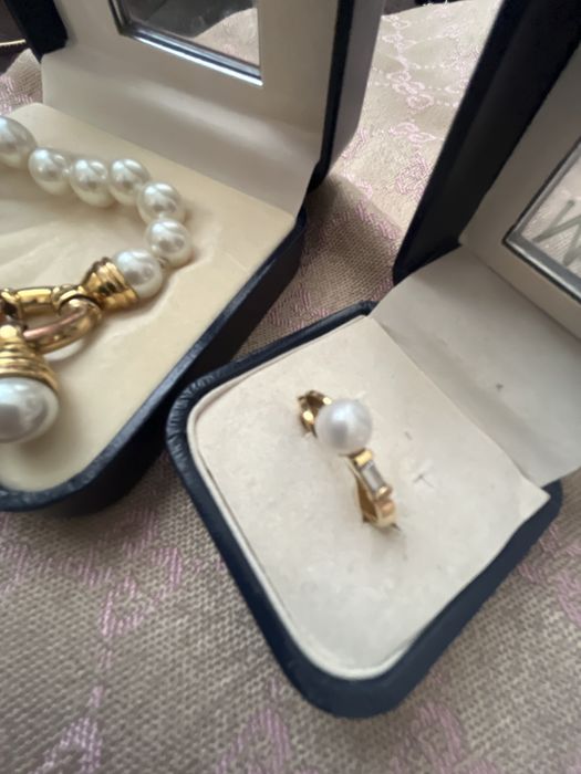 пръстен сребро и циркони - седеф