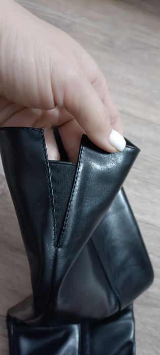 Продам сапоги новые