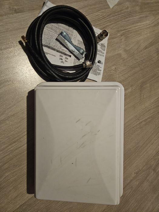 Antena A3099 panou 14dBi, banda larga 800-2600 MHz 4G| 3G| GSM| Wi-Fi