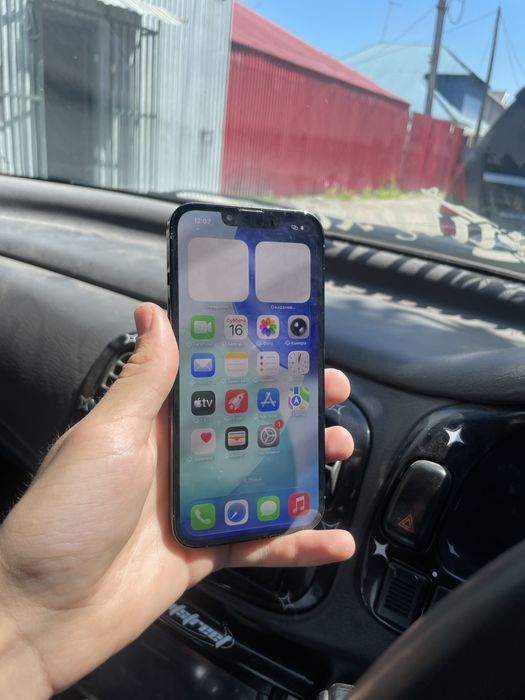 Продам IPhone 13 pro 256gb