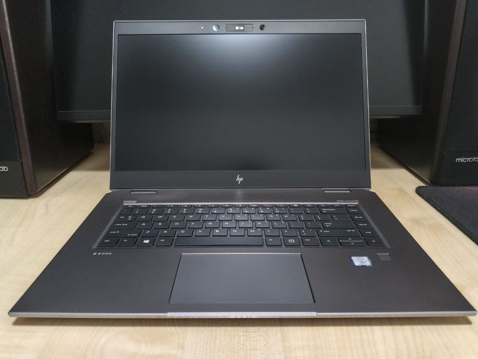 HP ZBook Studio G5 15,6" IPS FHD/CORE™ i7 - 9850H/16GB DDR4/512GB NVMe