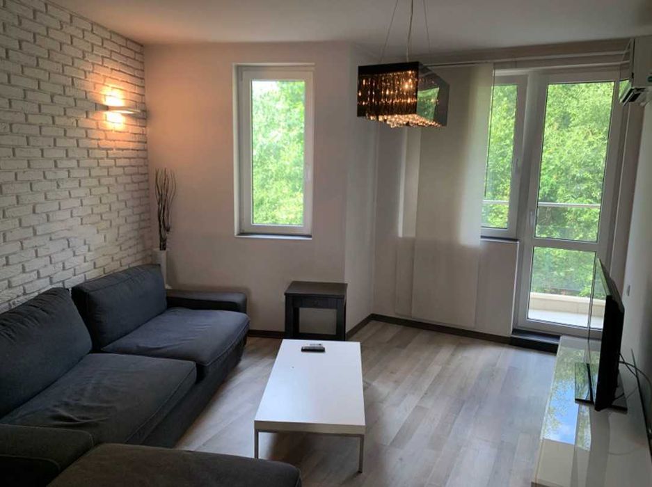 Дава се под наем Тристаен апартамент в София, Бояна - 100 кв.м за 816 € - Снимка #2