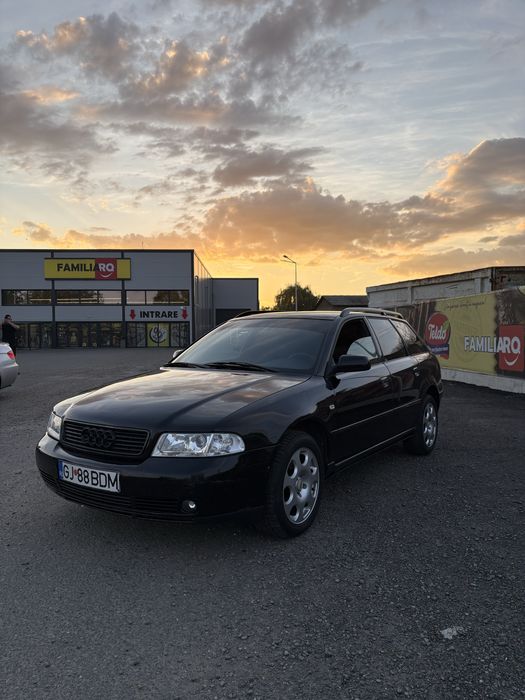 AUDI A4 Avant 0
