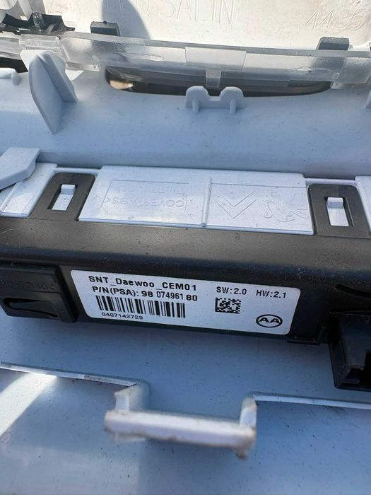 Plafoniera Peugeot 308  2013 - 2021 9677821577