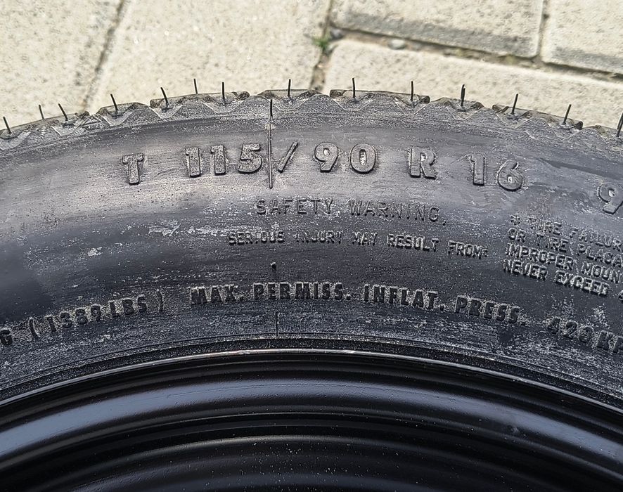 Резервна гума патерица за БМВ Е46