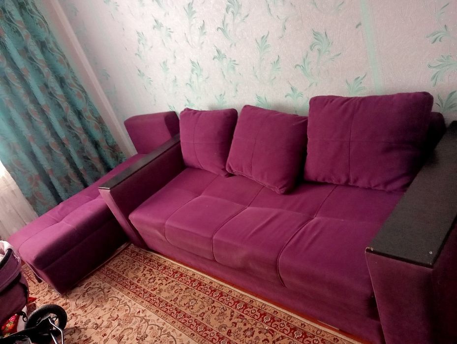 Продам диван и шкаф купе