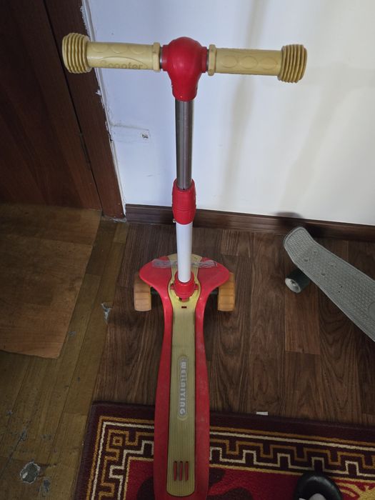 Продам Детский самокат