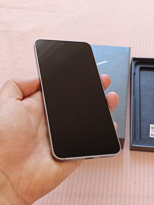 Samsung S25 128Gb как новый