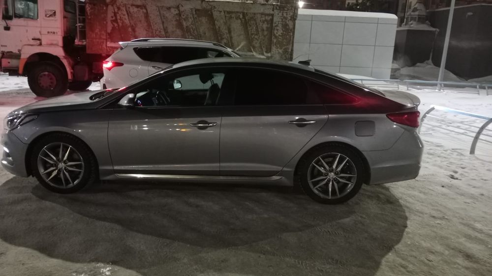 Hundai Sonata 2015года в отличном состояний