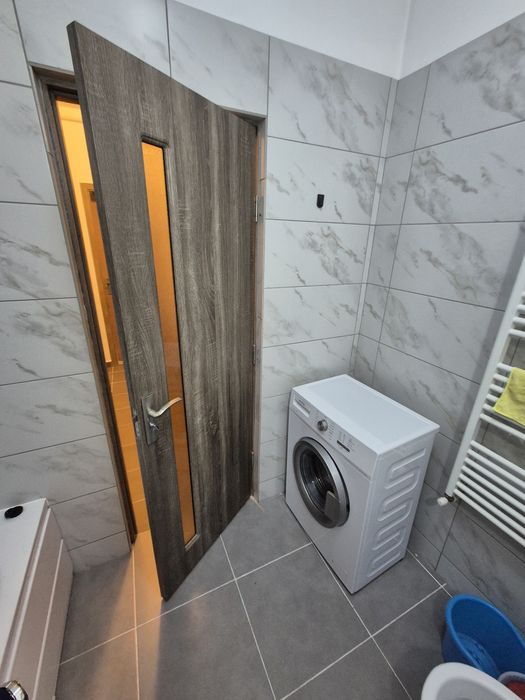 Inchirez apartament 2 camere, terasa 100mp + loc parcare subteran