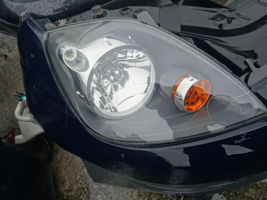 Vand Fata completa Ford Fiesta din 2007 volan pe stanga