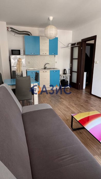 Продава се Двустаен апартамент в Свети Влас - 55 кв.м за 881 €/кв.м - Снимка #6