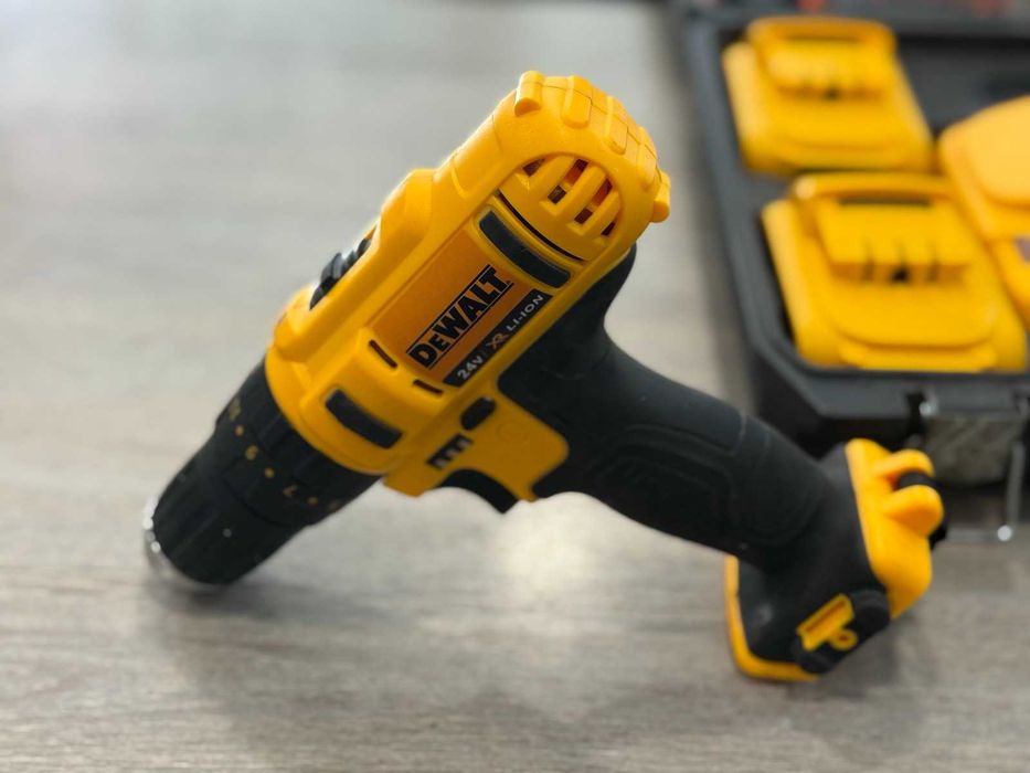 Винтоверт DeWalt