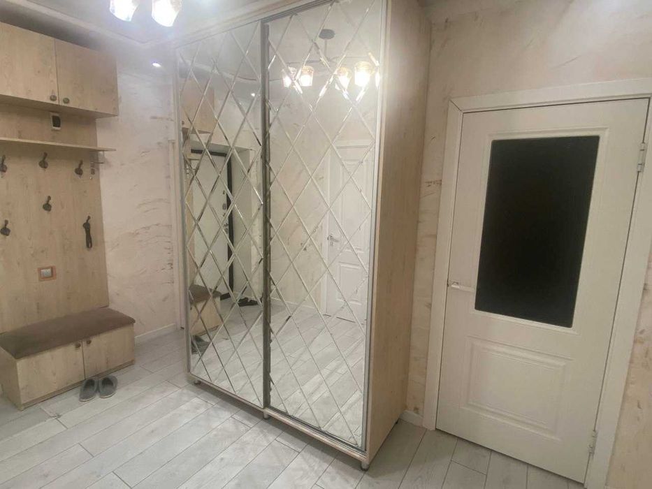 Продаётся шкаф для прихожей 60к