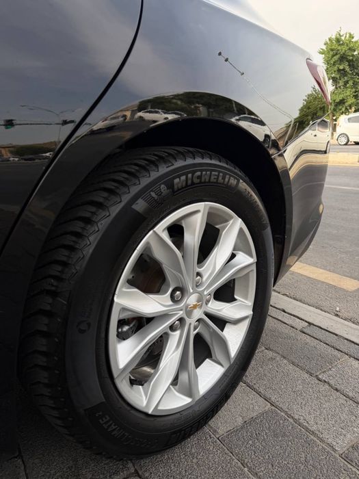 Malibu premier sotiladi