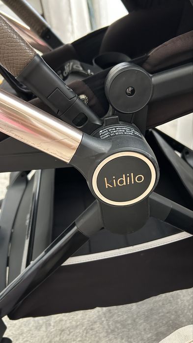 Коляска Kidilo D900