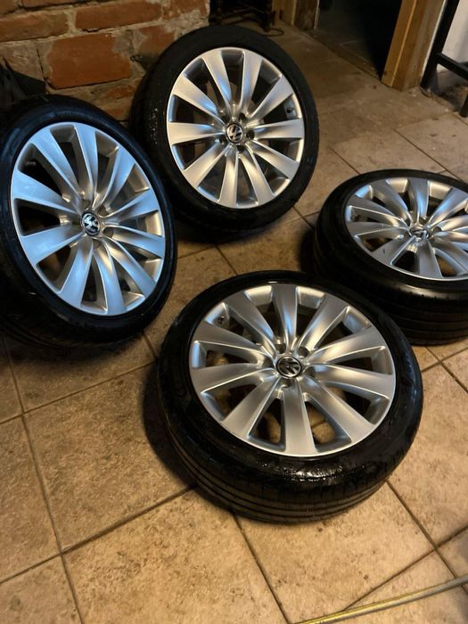 Jante VW Phaeton 255/40/19 - Anvelope de vara ca noi, Goodyear!