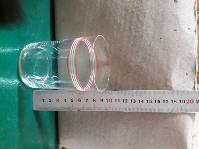 Стаканы с тонкого стекла.