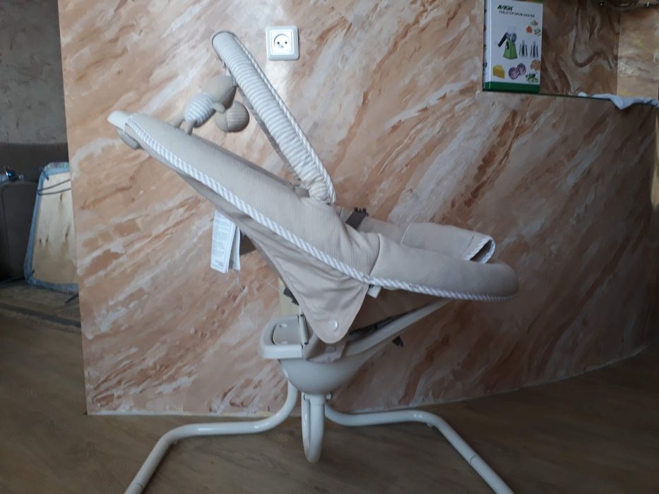 Продам люльку-кочалка электрическая