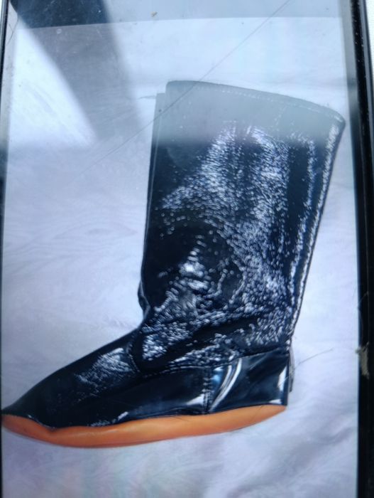 Ичига кожаная, новая