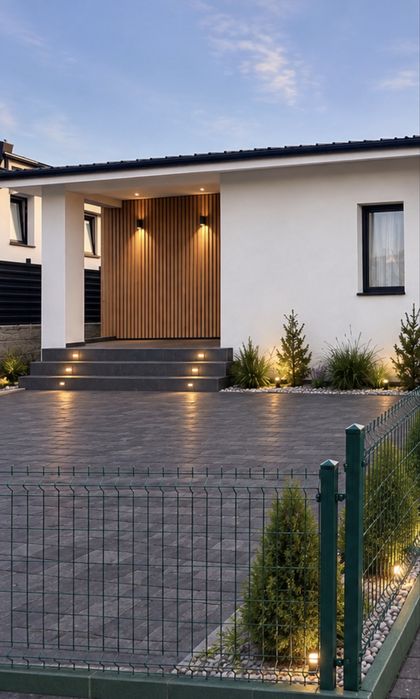 Apartament cu curte 3arii