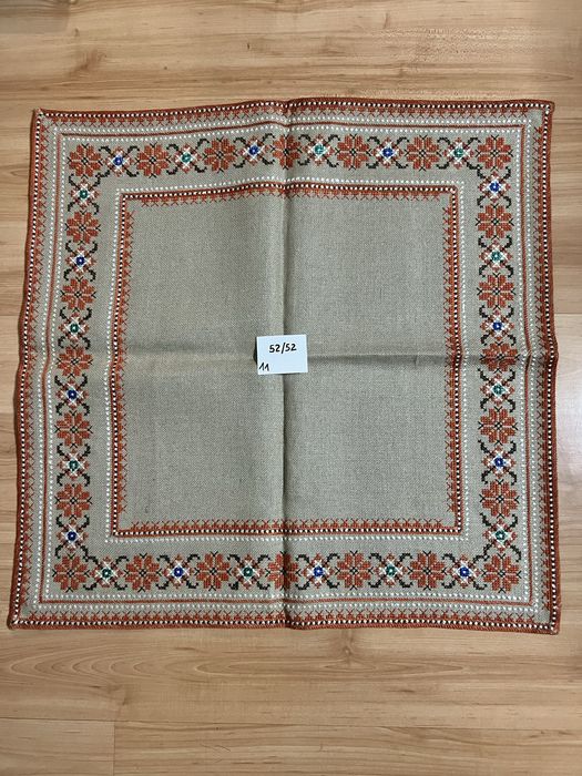 Ръчно бродирани карета