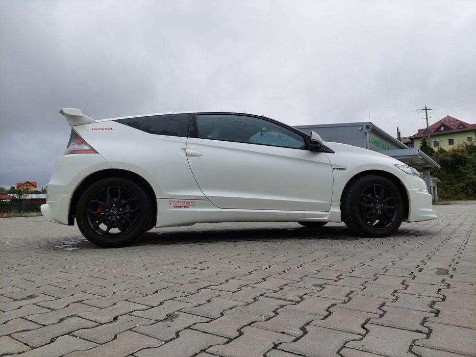 Vînd honda cr-z hibrida 2011