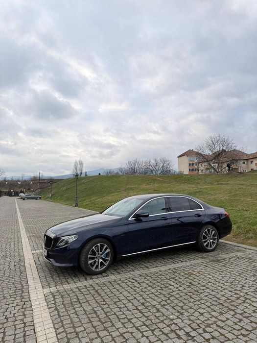 Vând Mercedes-Benz  E350E,PLUG in HYBRID