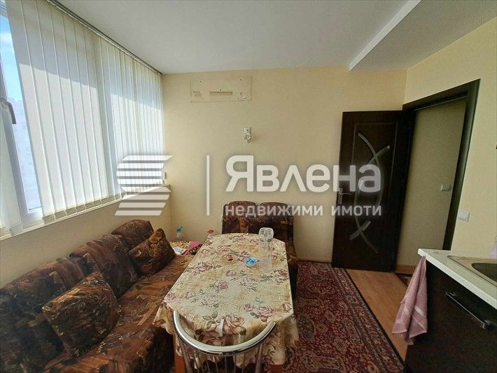Продава се Двустаен апартамент в Ямбол, Георги Бенковски - 63 кв.м за 837 €/кв.м - Снимка #4