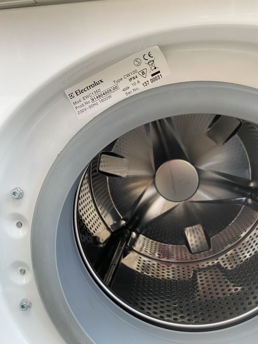 Мини пералня Електролукс Electrolux