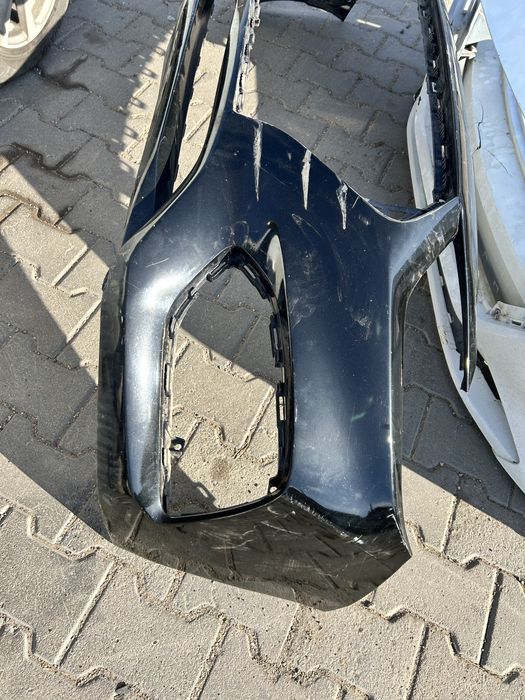 Продам передний бампер hyundai accent